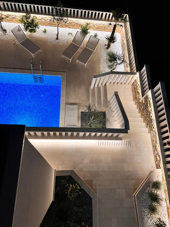 Luxury Beachfront Villa Carlisa Čiovo المظهر الخارجي الصورة