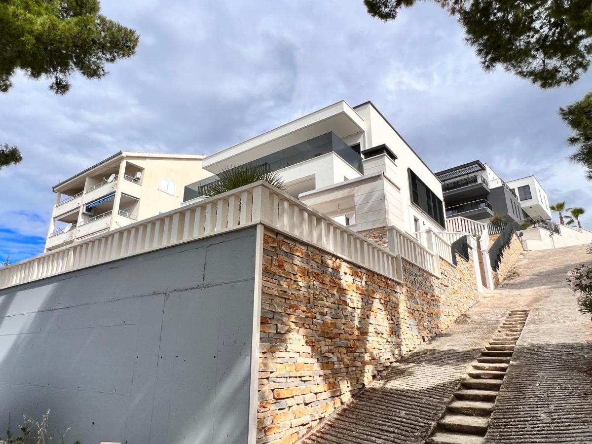 Luxury Beachfront Villa Carlisa Čiovo المظهر الخارجي الصورة